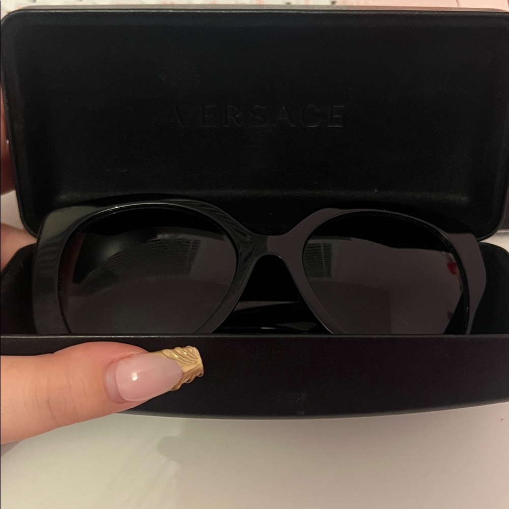 Versace Elegant Black Sunglasses